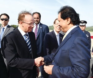 ترجيب بزيارة سمو الشيخ جابر المبارك