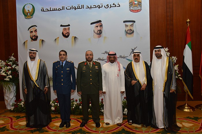 الشيخ فيصل السعود يقدم التهنئة للسفير الاماراتي رحمة الزعابي