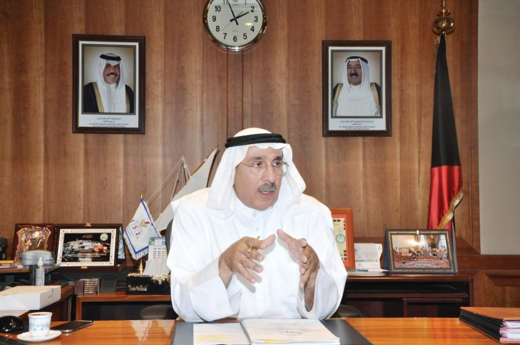وزير الكهرباء والماء ماحمد الجسار