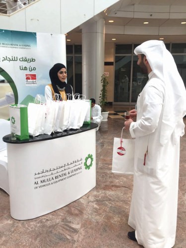 «الفرص الوظيفية» في «الدراسات التكنولوجية» ثمرة تعاون بين «التطبيقي» ومجموعة الملا