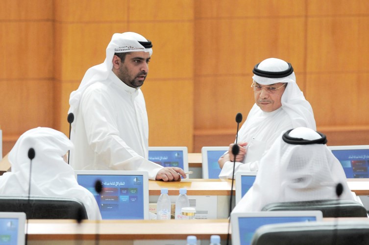 الشيخ خالد الجراح وراكان النصف﻿