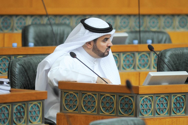حمدان العازمي﻿
