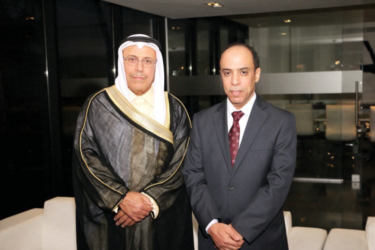 الزميل محمد البرجس ووكيل قطاع الصحافة خالد الرشيدي﻿