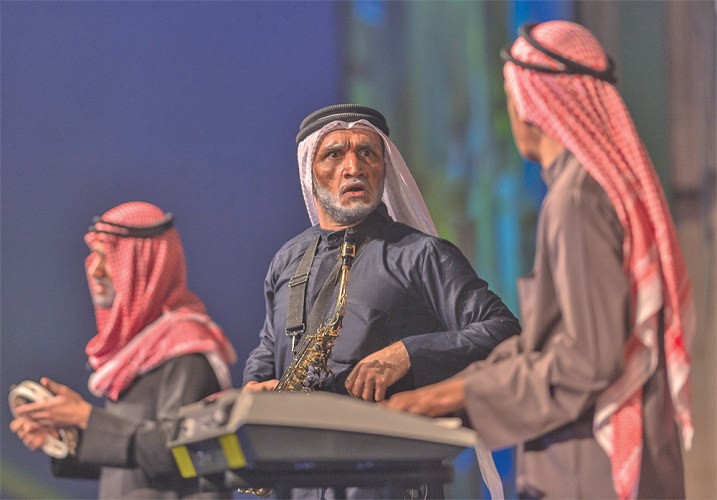 فرقة شياب: نحارب الانخداع بالمظاهر.. والأعمال «اليديدة» وسيلتنا للتسويق 