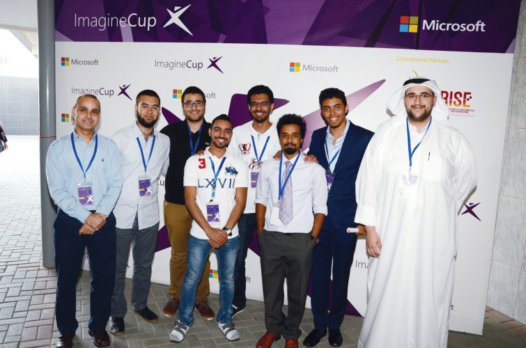 فرق الجامعة المشاركة 