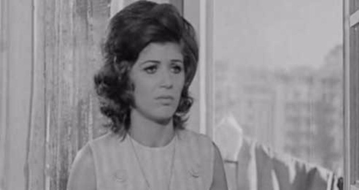 بالصور.. هل تذكرون الفنانة منى جبر.. شاهدوها في آخر ظهور لها بالحجاب