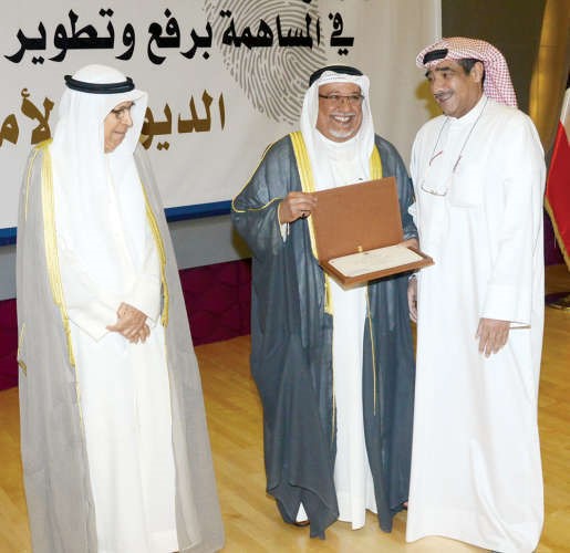 الجراح كرّم متقاعدي الديوان الأميري: شكراً على تحمّل المسؤولية وصون الأمانة 