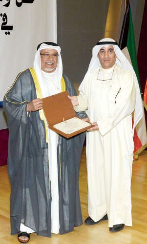الجراح كرّم متقاعدي الديوان الأميري: شكراً على تحمّل المسؤولية وصون الأمانة 