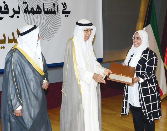 الجراح كرّم متقاعدي الديوان الأميري: شكراً على تحمّل المسؤولية وصون الأمانة 