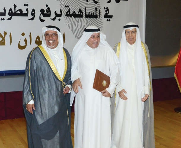 الجراح كرّم متقاعدي الديوان الأميري: شكراً على تحمّل المسؤولية وصون الأمانة 