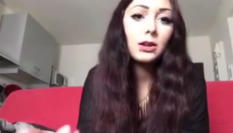 بالفيديو.. فتاة تنتحر مباشرةً على الهواء مباشرة بعد اغتصابها