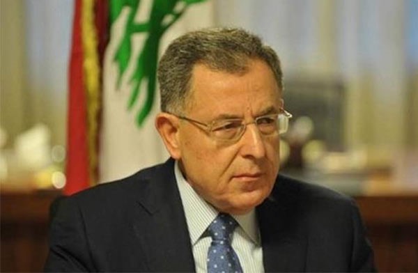 السنيورة لـ «الأنباء»: أرفض ربط الانتخابات البلدية بـ«النيابية»