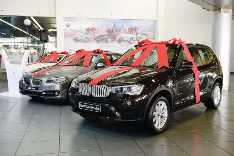 «علي الغانم وأولاده» تعلن عن أول 3 فائزين بسيارات BMW