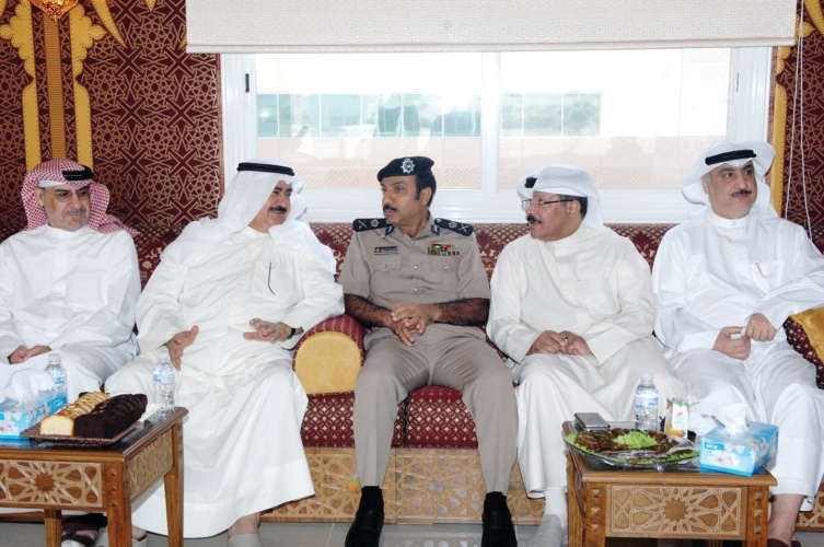  الفريق م ثابت محمد المهنا واللواء اديب سويدان وعدد من الحضور﻿