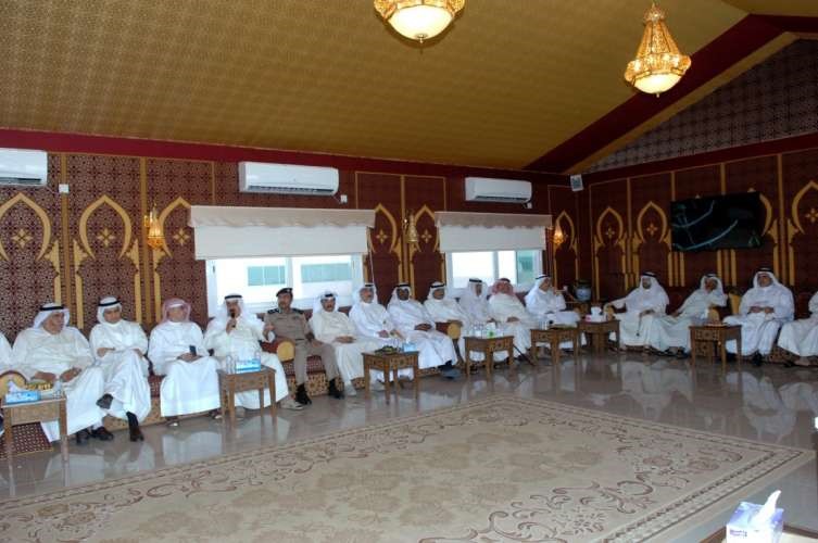 جانب من الحضور في الادارة﻿