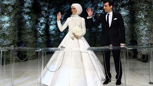 بالفيديو والصور.. ماذا أوصى أردوغان ابنته في زفافها.. ومن هو الشاهد العربي على عقد القران؟