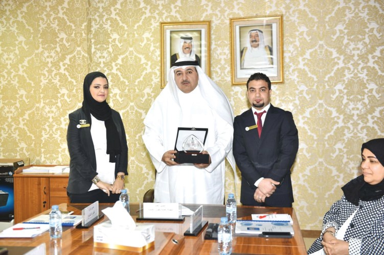 احمد الموسى مكرما المنظمين