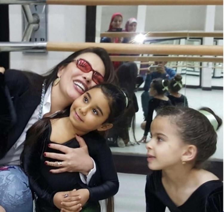 شاهد.. شريهان تكشف بصورة للمرّة الأولى عن أثار السرطان على وجهها