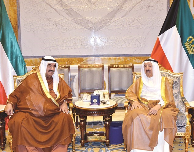 صاحب السمو الامير الشيخ صباح الاحمد مستقبلا سمو الشيخ ناصرالمحمد 