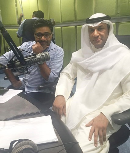 فارس مع الاعلامي مايك مبلتع في قايلة الوفاء﻿