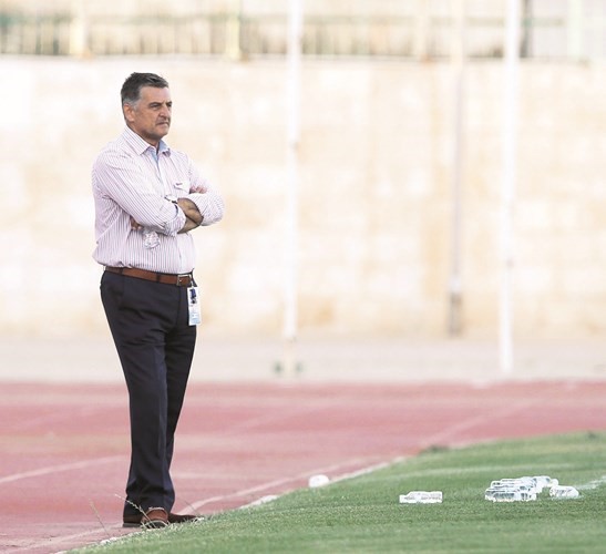 العرباوية اتفقوا على رحيل بونياك 	الازرقكوم﻿