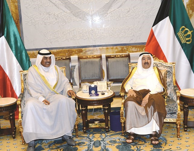 صاحب السمو خلال لقائه الشيخ صباح الخالد