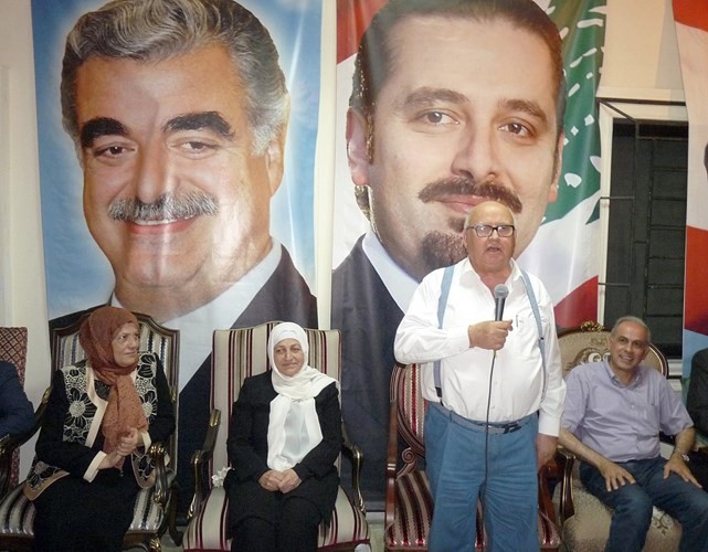 النائب بهية الحريري ورئيس لائحة انماء صيدا ممحمد السعودي خلال جولة بمنطقة القياعة في مدينة صيدا محمود الطويل