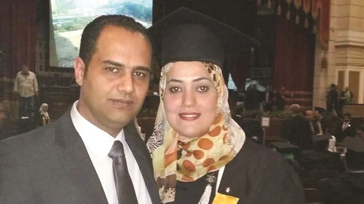 احمد العشري وزوجته ريهام حسن