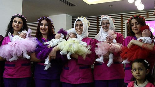 ترکيا: أكثر من مليون أم تحصل على مكافأة "المولود الجديد"