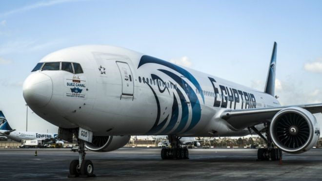 فرنسا ترسل سفينة متطورة  للبحث عن الصندوق الأسود للطائرة المصرية