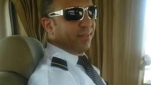 قائد الطائرة المصرية المنكوبة محمد شقير