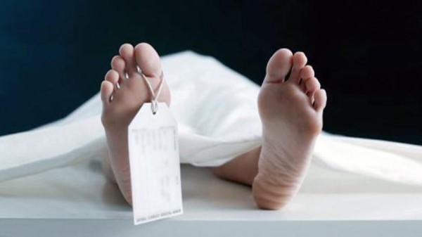 سيدة بريطانية قتلت زوجها واحتفظت بجثته 18 عاماً