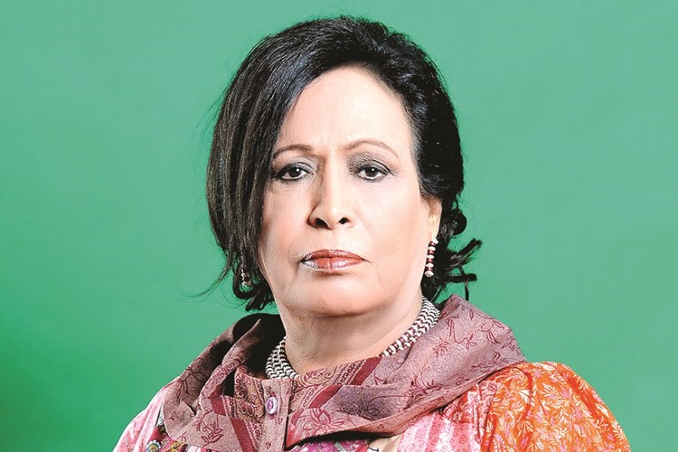 الفنانة القديرة حياة الفهد﻿