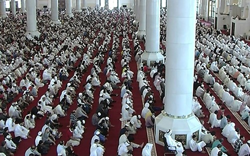 السعودية :توحيد خطبة الجمعة بمختلف الجوامع خلال الأسبوعين المقبلين 
