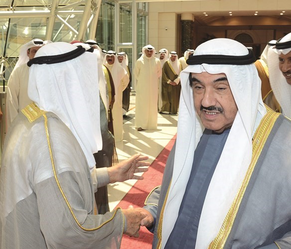 سمو الشيخ ناصر المحمد مودعا صاحب السمو الامير 
