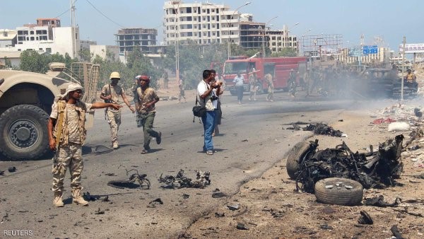 قتلى وجرحى بانفجارين متتاليين بمدينة عدن اليمنية 