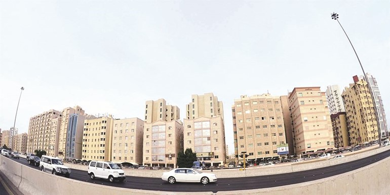 310 دينارا متوسطايجار شقة غرفتين في حولي ﻿