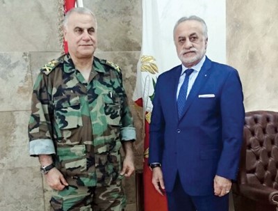 الحاج حسان حوحو خلال اللقاء مع قائد الجيش اللبناني الجنرال جان قهوجي﻿
