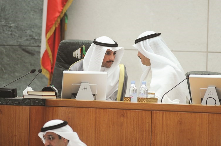 رئيس مجلس الامة مع الشيخ سلمان الحمود﻿