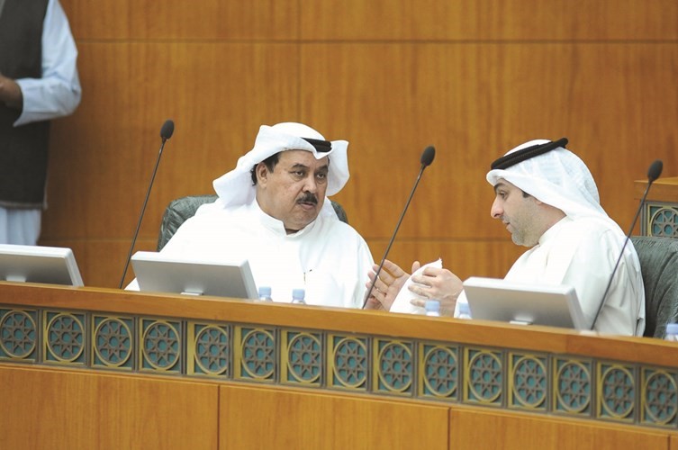 ياسر ابل وخلف دميثير ﻿