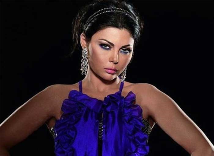 بالصور.. هذا ما ارتدته هيفاء وهبي في جولتها بشوارع بيروت