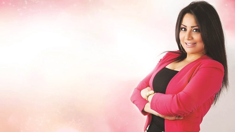 يسرا محنوش