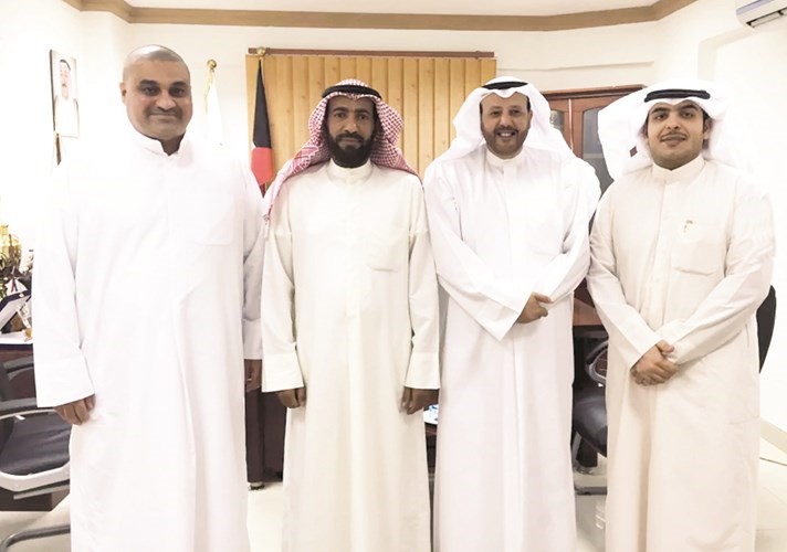 عبدالرزاق البلوشي مع هملان الهملان وحمد ماجد وفواز الداهش ﻿