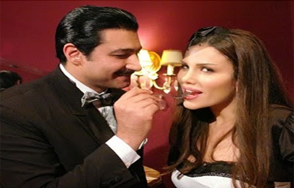 نيكول سابا وياسر جلال من حفل خطوبتهما