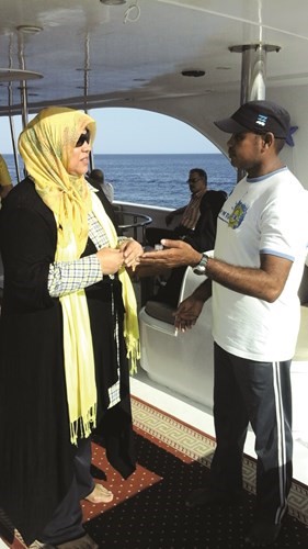 المرشد سيد البنداري متحدثا للزميلة هناء السيد 