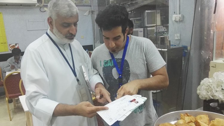بلدية العاصمة تحرر 25 مخالفة لعدد من المحلات والمطاعم 