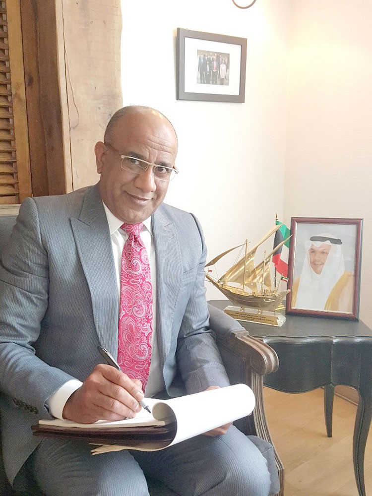 الملحق العسكري في بلجيكا العميد ركن خالد الرقم