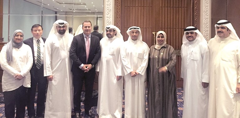 المشاركون في الاجتماع المشترك بين الوكالة العالمية لمكافحة المنشطات والحكومة والاولمبية الكويتية 