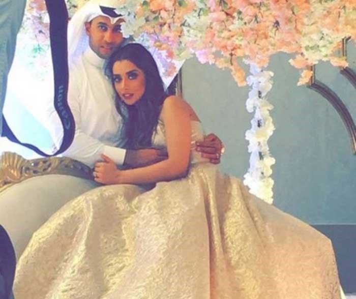 بالفيديو.. هدايا وزفة ورقص بلقيس مع زوجها بعد "عقد قرانها" حديث مواقع التواصل