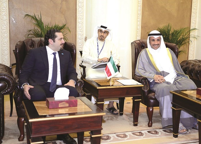 رئيس مجلس الامة مرزوق الغانم خلال استقباله رئيس الوزراء الاسبق بجمهورية لبنان سعد الحريري﻿